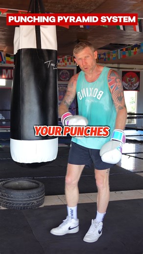 49K views · 1.5K reactions | Great Heavybag Boxing Drill you should try! In my brand new course Master Boxing, I show you everything you need to level up in boxing including tons of bag drills. Comment the word “MASTER” below and I’ll send you a DM right now with all the details of this course. #boxing #boxingtraining | Tony Jeffries | Facebook