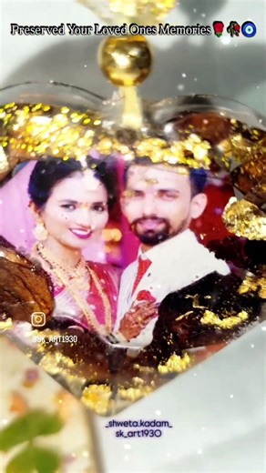 Heart Shape Preserving Rose's With Small Heart PhotoHanging♥️#preservedflowers #resinphotoframes❤️