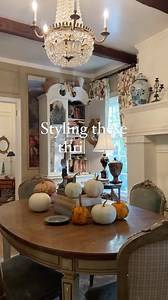 Weeks back I purchased these custom Brunschwig and Fils drapes on Facebook marketplace and they are just what this room needed. A classic pattern with a beautiful mix of colors that bring in the perfect amount of warmth to this room. One of my favorite things to purchase second hand is drapery because you can really get quality fabric at a fraction of retail value. #vintage #antiques #secondhand #classichomes #traditionalhomes | Paige Kontrafouris Home