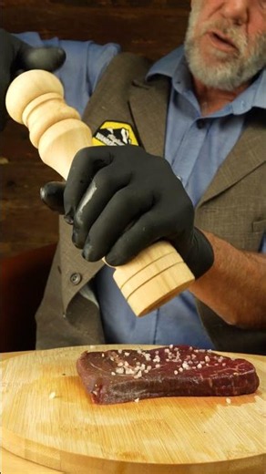 7 Tage im Honig eingelegt! 🥩🍯 Schmeckt das krasseste Steak-Experiment?