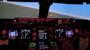 Boeing 747 400 Landing Cockpit View