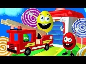 Magic 3D Indoor Car Track and Ball Pit - Mr Eggie Learning Colors for kids eggs and surprise.