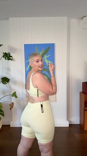 284K views · 1.3K reactions | been testing out new workout gear & @oneractive didn’t misssss✨ pros: beautiful colors supportive breathable comfortable bras fit so well (big boobs) jogger set 100/10 cons: sheer (prefer a bit thicker) waist cinch but no tummy support | Dani DMC | Facebook