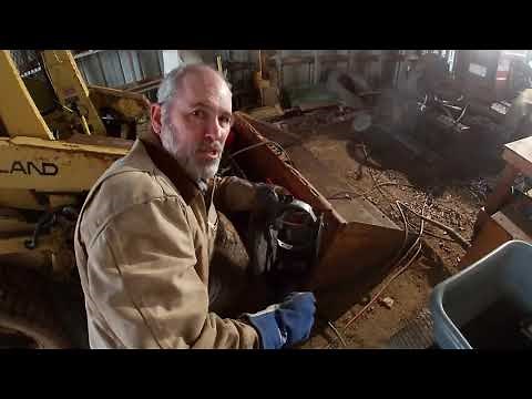 New Holland L445 Skid Steer Bucket