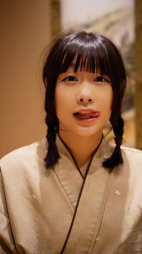 Chinese Dance Performance at Yaduki Izakaya Featuring Koharu