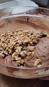 Made with only 6-ingredients, this will be your new favorite brownie recipe. Warm, gooey brownies from scratch in about one hour! Ingredients Needed: unsalted butter, melted Dark chocolate or semisweet chocolate chips granulated sugar large eggs, room temperature pure vanilla extract salt all-purpose flour, sifted Heath Bar pieces or chopped nuts Preheat oven – Preheat the oven to 350 degrees F and grease an 9-inch square metal baking pan. It’s also helpful to line the baking pan with parchment 