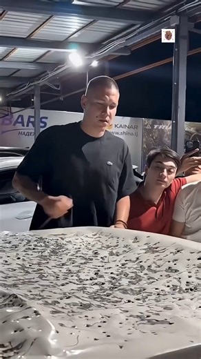 This Man Hand is So Strong 😱