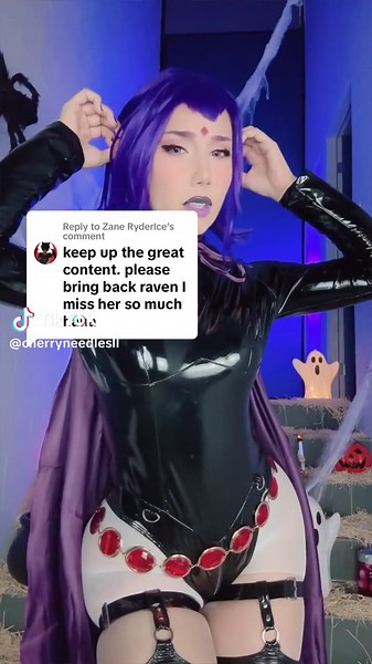 Cosplay Spotlight: Raven's Exciting Appearance