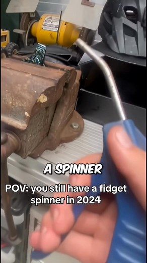 Air Compressor vs Spinner (@mitch_fletchmtb - on TT) #shorts | The Looop