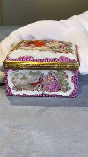 Meissen Rococo Porcelain Box