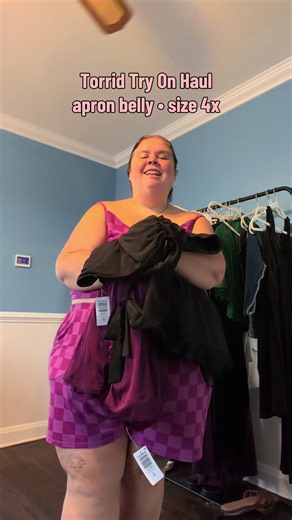 Plus size ladies… where do you shop for skirts?!! Lmk your thoughts about these pieces 💕 #plussize #plussizefashion #ootd #tryon #fyp
