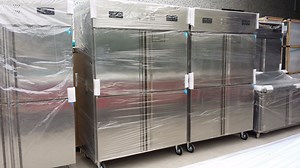 [Hot Item] S/S Kitchen Freezer Digital Temperature Controller Kitchen Commercial Display Freezer