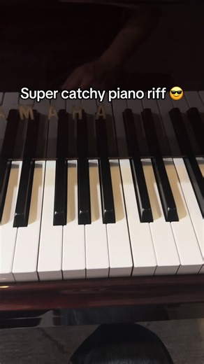 Catchy Piano Riff Tutorial for Beginners