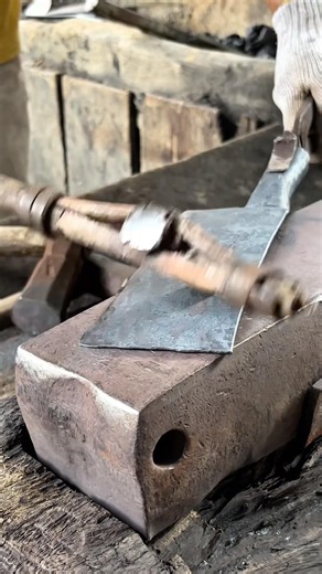 🔥 Amazing Hard Steel Cutting Process | Traditional Blacksmith Skills #blacksmith