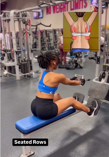 3 Best Rows for a Snatched Waist & Back Definition!💪🏾 Don’t miss the March Madness Bootcamp Challenge!🔥 We got 3 Prizes up for grabs💰🎉 Who’s In⁉️ Drop”READY” down below! #fitness #goals #workout #waist #weightlost #weightlossjourney #backday #backfatworkout #backfat #transformation #getridofwaist #snatchedwaist #explorepage #transformationtuesday #gymmotivation
