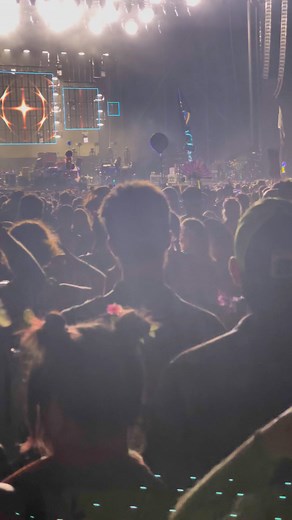 Welcome to the (actual) Next Level — Pretty Lights headlining Bonnaroo now. | The Festive Owl