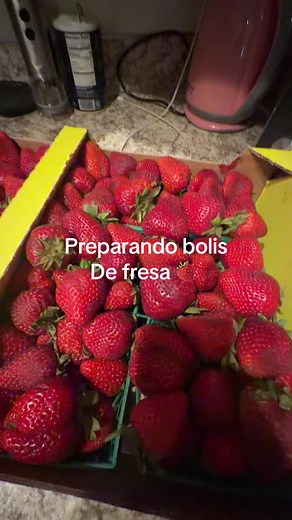 Bolis de fresa caseros: receta fácil y rápida