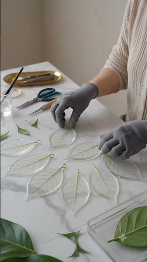 Nobody Expected Real Leaves to Become This Luxury Crystal Chandelier… #diycrafts
