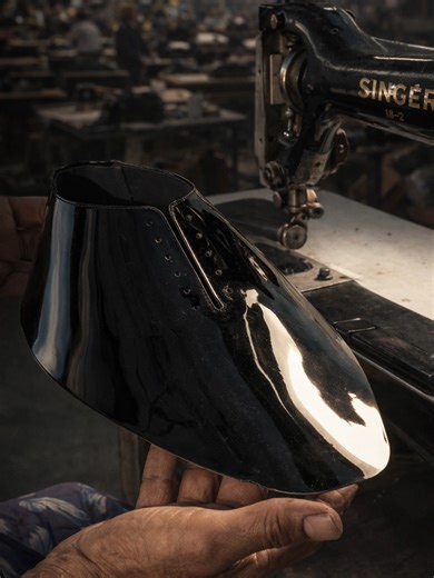 Part-1 One piece of leather, infinite elegance. #part1 #sportsontiktok #asmr #HandmadeShoes #ShoeMaking #Craftsmanship #BespokeShoes #LeatherCraft #Handstitched #ShoeLast​ #MadeByHand #CustomShoes #ArtisanMade #LuxuryShoes #LeatherGoods #HandWelted #MadeToOrder #shoebottum #Handstitched​ #GoodyearWelted @tiktok