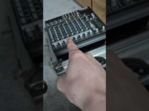 Behringer eurorack pro rx1202fx mixer effects problem