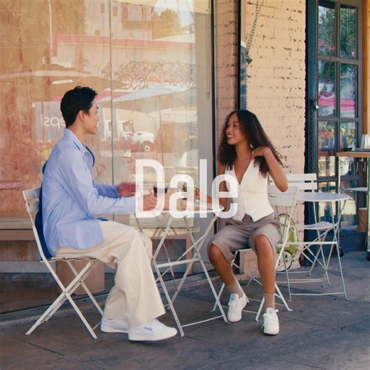 ¿Qué te impide alcanzar tus metas? Superate con las zapatillas Reebok para hombre, diseñadas para correr, entrenar y vivir sin límites. • Diseño innovador • Comodidad máxima Descubre más | Reebok