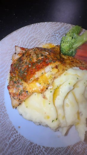 stuffed baked cod was definitely a hit! Absolutely stunning! 😍😍 #dinnerideas #dishupdinner #foodtok #momsoftiktok #irishtiktok