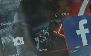 Microsoft Lumia 950XL Review: Feels like a Beta product