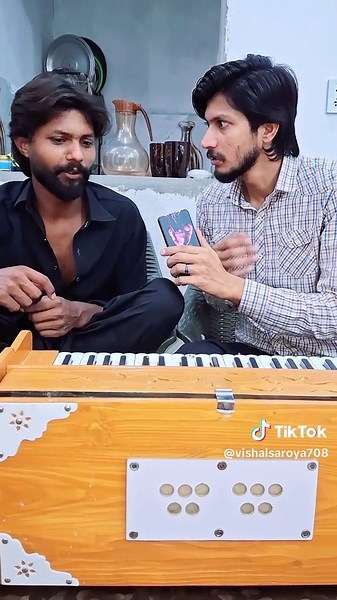 Con Santander Conecto: Humor y Rap