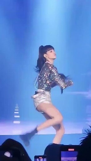LISA - 'Money' Killing Dance |BORN PINK in Seoul Concert 2022 D1|