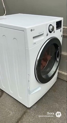 LG Washer Destruction (vs. 100 Bricks) ‪@Brooklynlaundry25‬