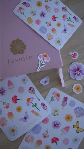 This is how I make my sticker sheets ✂️ #diy #cricut #plotter #plotterlove #stickersheet