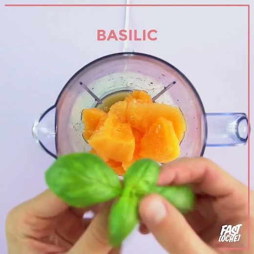 🍈🌿 Melon and basil soup: fresh and sweet!