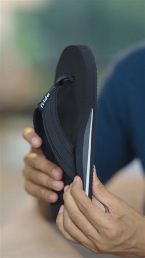 10K views · 6.4K reactions | Introducing Frido Cloud Comfort Arch Support Slipper, where support meets style.  Arch support helps maintain natural alignment  Cushioned EVA footbed reduces pressure on feet ❄️ Thermal barrier keeps feet cozy on cool floors Lightweight comfort, every step of the way  | Frido | Facebook