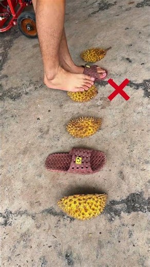 Chọn 1 đôi dép 🩴#shorts