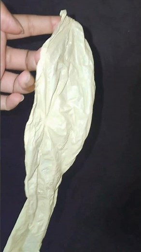 Deflate balloon without popping #deflate #shorts #experiment #balloon