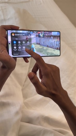 C4 MAX Yt on Instagram: "120Hz gaming hits different on the Galaxy S25 Ultra! Every swipe is smoother, every frame is faster, and every clutch moment feels unreal. Mobile gaming just levelled UP. #GalaxyS25Ultra #GalaxyS25 #GalaxyAI #PlayGalaxy #Samsung"