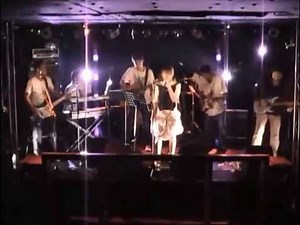 ピエロ(PIERROT) -上木彩矢(Aya Kamiki)