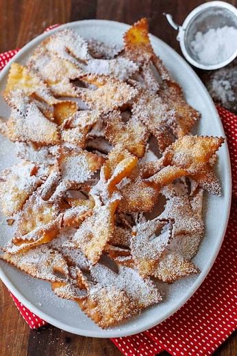 These Angel Wing Cookies Will Become A New Holiday Tradition! RECIPE: https://natashaskitchen.com/angel-wing-cookies/ #cookies #angelwingcookie #christmascookies #reels #dessert #holidaybaking | NatashasKitchen.com