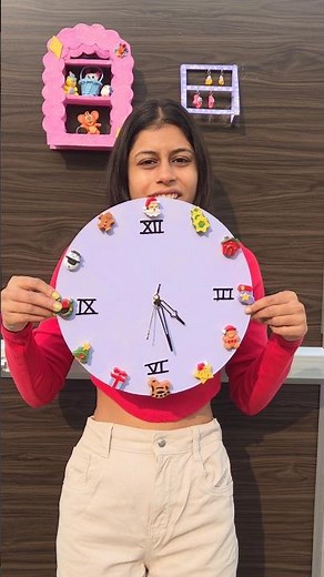 “DIY Wall Clock Using Cute Christmas Charms | Easy & Aesthetic Home Decor Idea | Christmas craft”