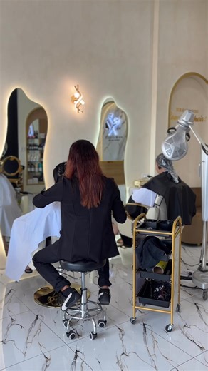 On-going transformations at MBL Hair Studio this October 31 🌸 From vibrant colors to smooth finishes — it’s all about healthy, beautiful hair. #MBLHairStudio #MBLExperience #HealthyHair #SalonCare #OctoberVibes #MBLGlow | MBL Hair Studio