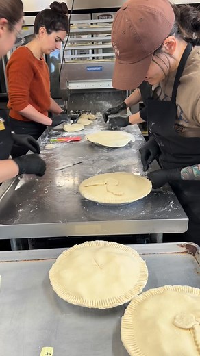 #officiallabakery #madewithlove #pie | LA Bakery