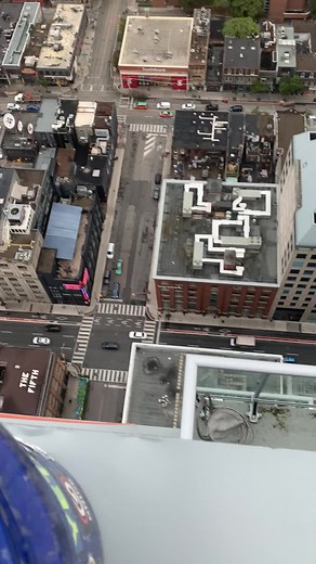 High-Rise Window Cleaning and Rope Access Techniques in Toronto