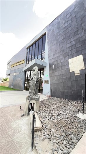 Masterful Architectural Composition Highlighted