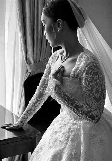 Elegant Ivory Ball Gown for Brides