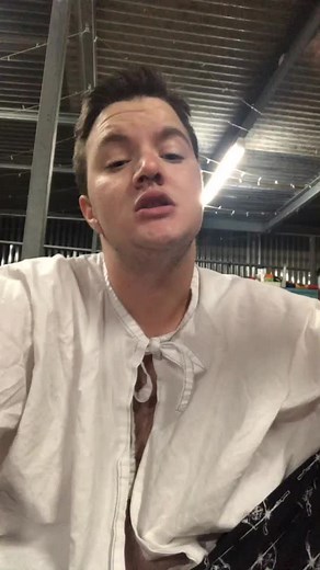 I have inflammation around my rib cage and my sternum. No binding for me for a lil bit 😭😭