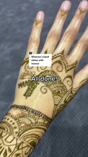 Recreating Rihanna’s hand tattoo with henna! #fyp #henna #rihanna #art #tattoo #mehndi #ChewTheVibes #hennaartist #talent #hennatok #hennadesign #hennatutorial #mehndidesign #foryou #viral #xyzbca #pretty