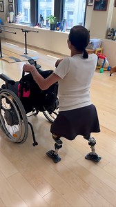 Show some love 💕 to Ana who is putting in the hard work. She is a bilateral above the knee amputee and is wearing stubbies which is building her core strength and her confidence. Your hard work is paying off🦾🦾🔥 @amputeecoalition #prostheticsinmotion #teampim #amputee #amputeesofinstagram #amputeestrong #mobility #prosthetics #oandp #limbloss #prostheticart #amputeesolutions #disabilityawareness #limbdifference #adaptandovercome #transfemoral #ottobockcleg4 #abovetheknee #prostheticleg #above