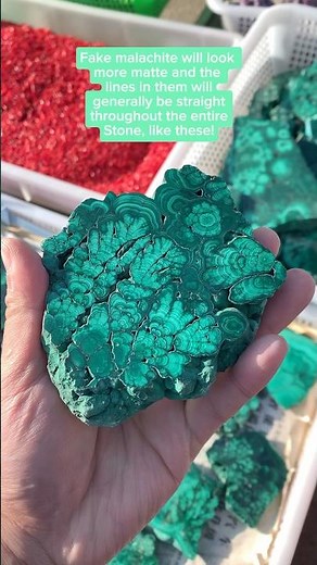 How to tell if malachite is real or fake?🧐 #crystals #gemstone
