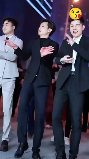 #一起跳舞 #douyin #traidep #streetdance #dance #exo #nhaydep #viral #handsome #xh #cute #thinhhanh #area