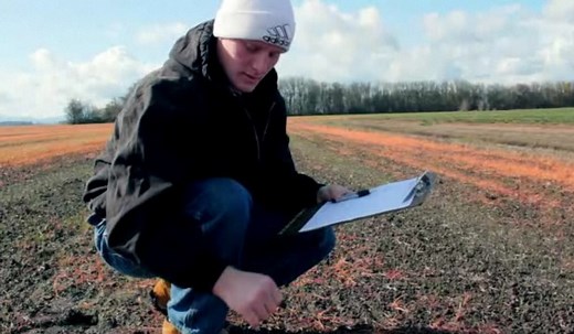 How to Find Oil on Your Land